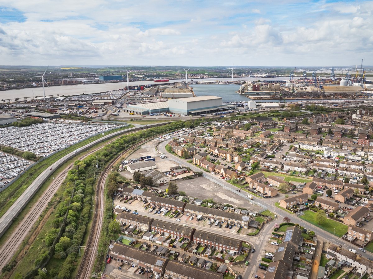 Land in Tilbury - photo 2