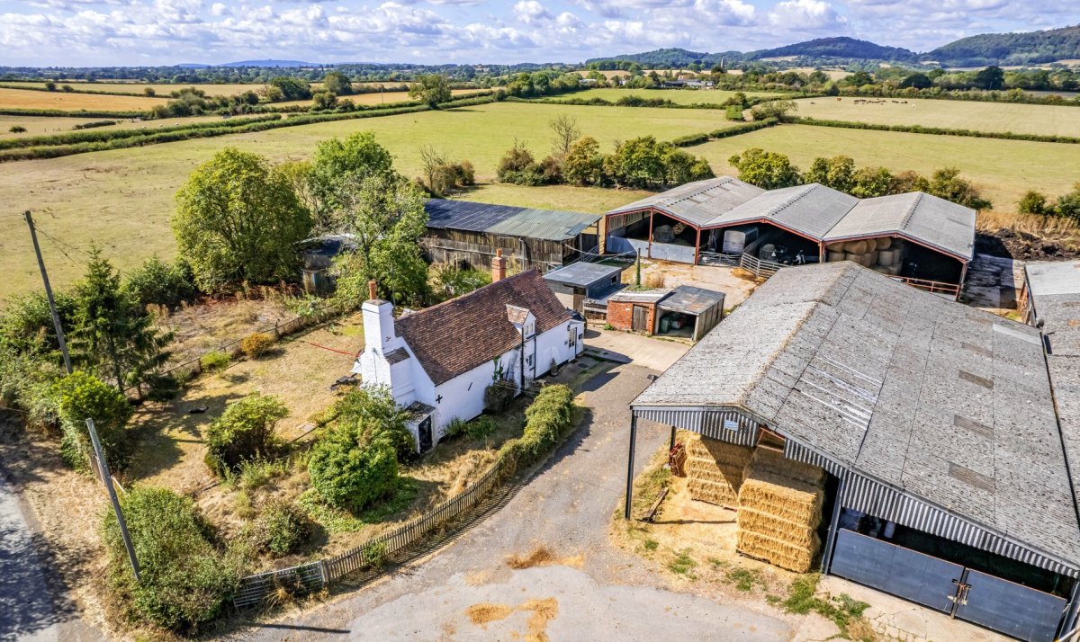 Land in Castlemorton - photo 3