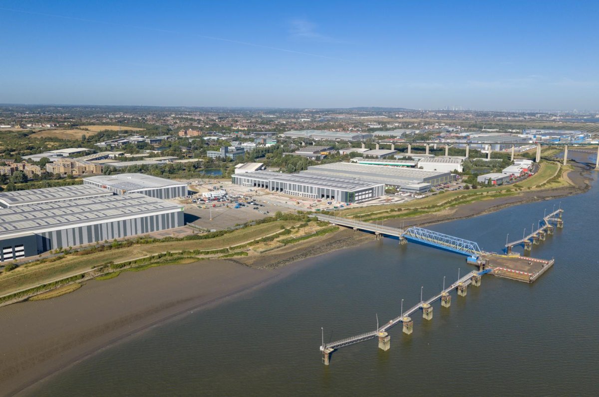 Land in Crossways Business Park - photo 4