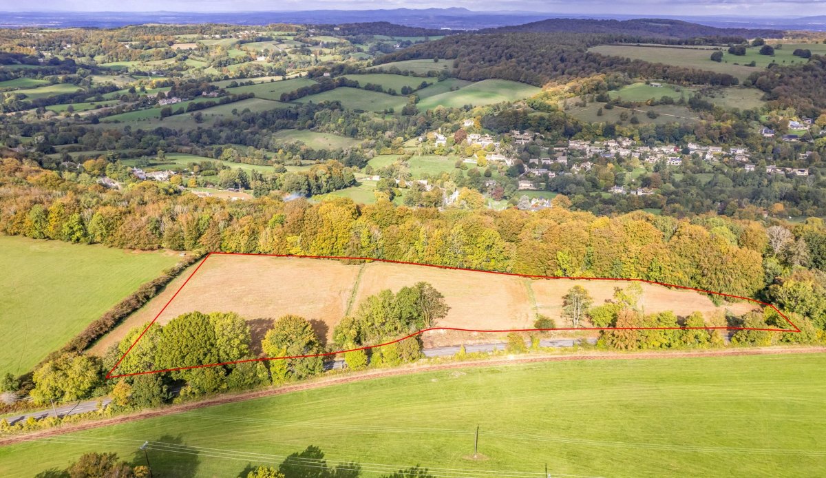 Land in Slad