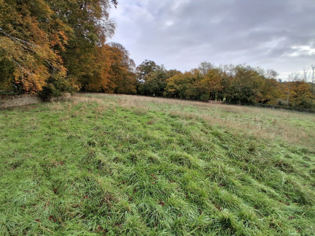 Land in Cirencester
