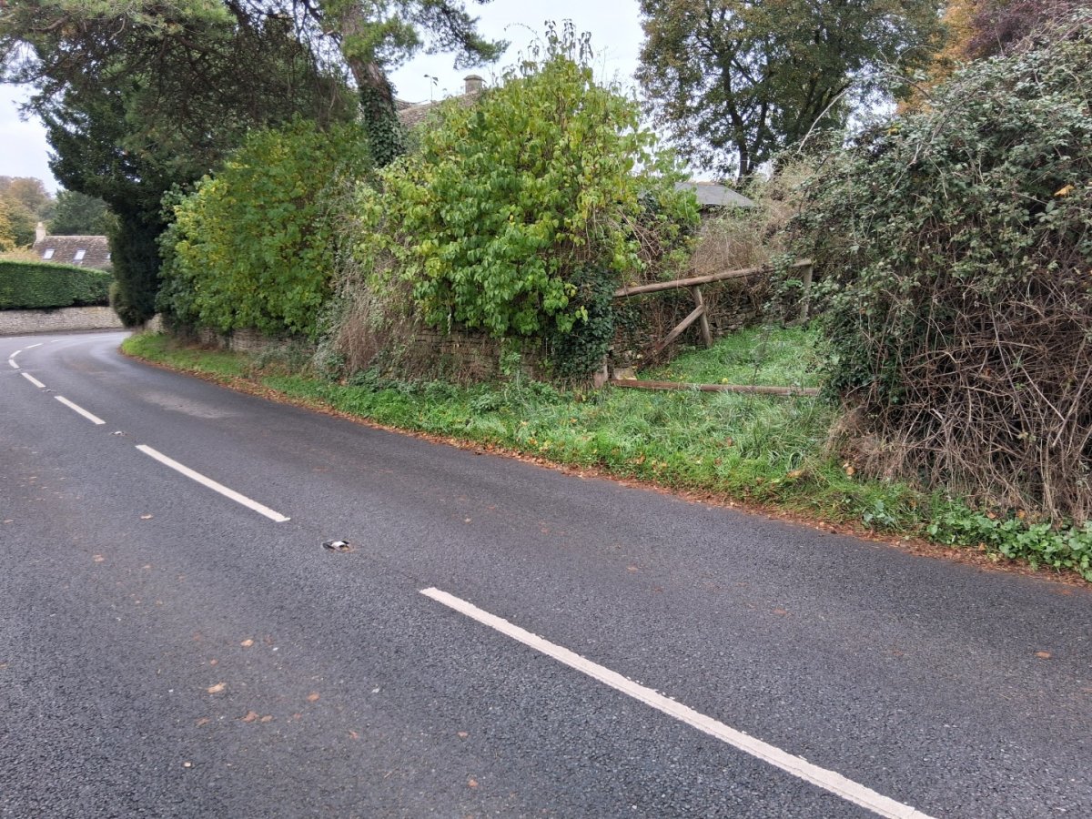 Land in Cirencester - photo 3