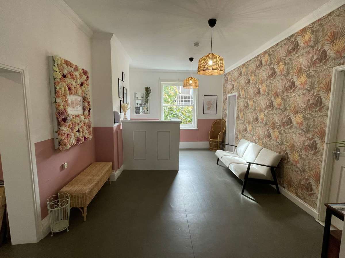 Office in Hinckley - photo 2