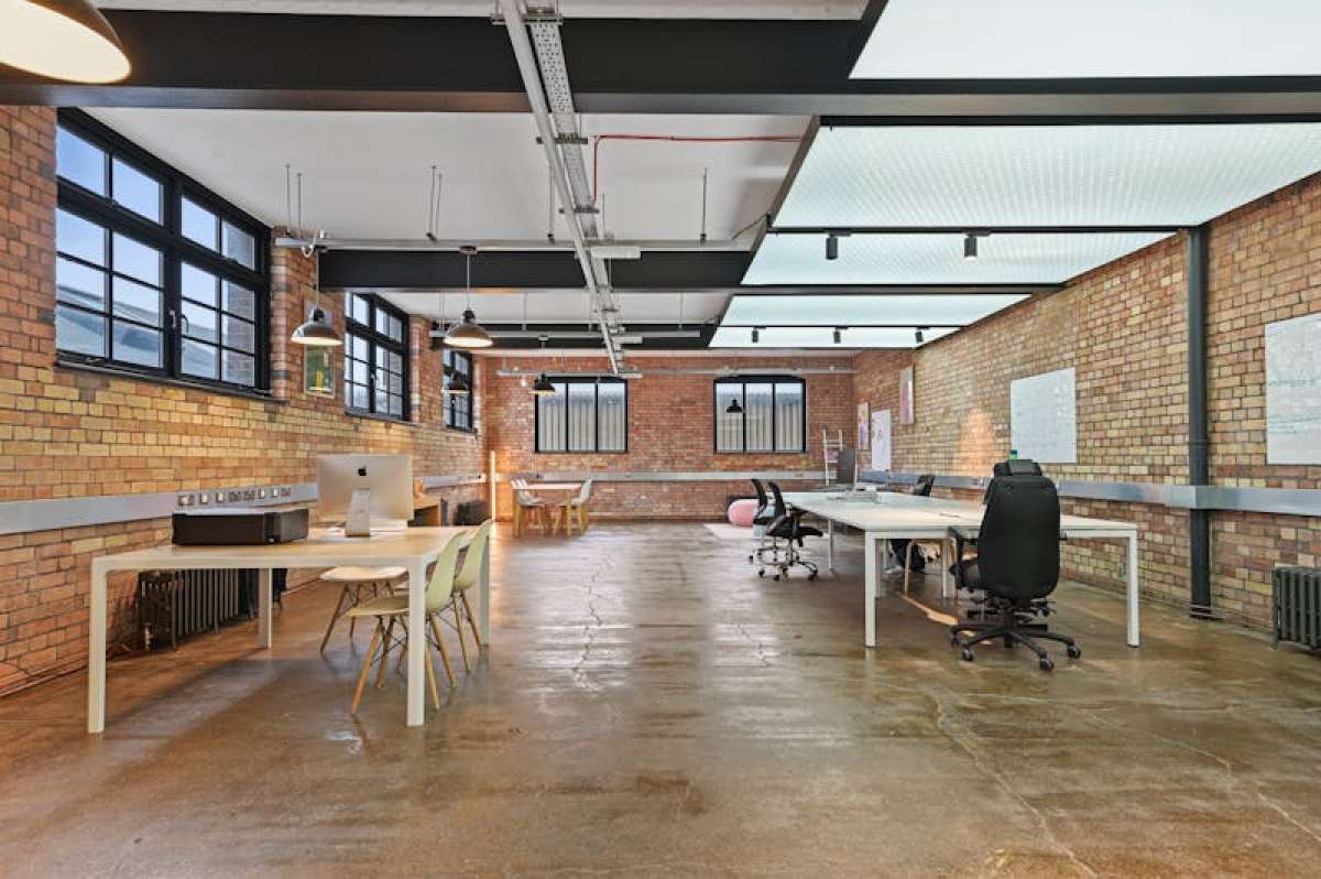 Office in London - photo 3