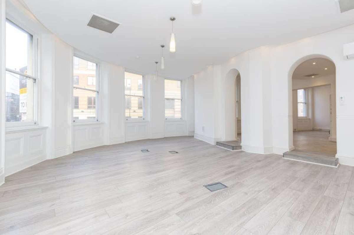 Office in London - photo 2