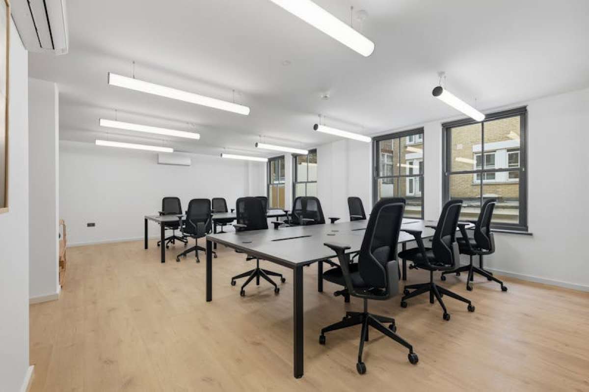 Office in London - photo 4