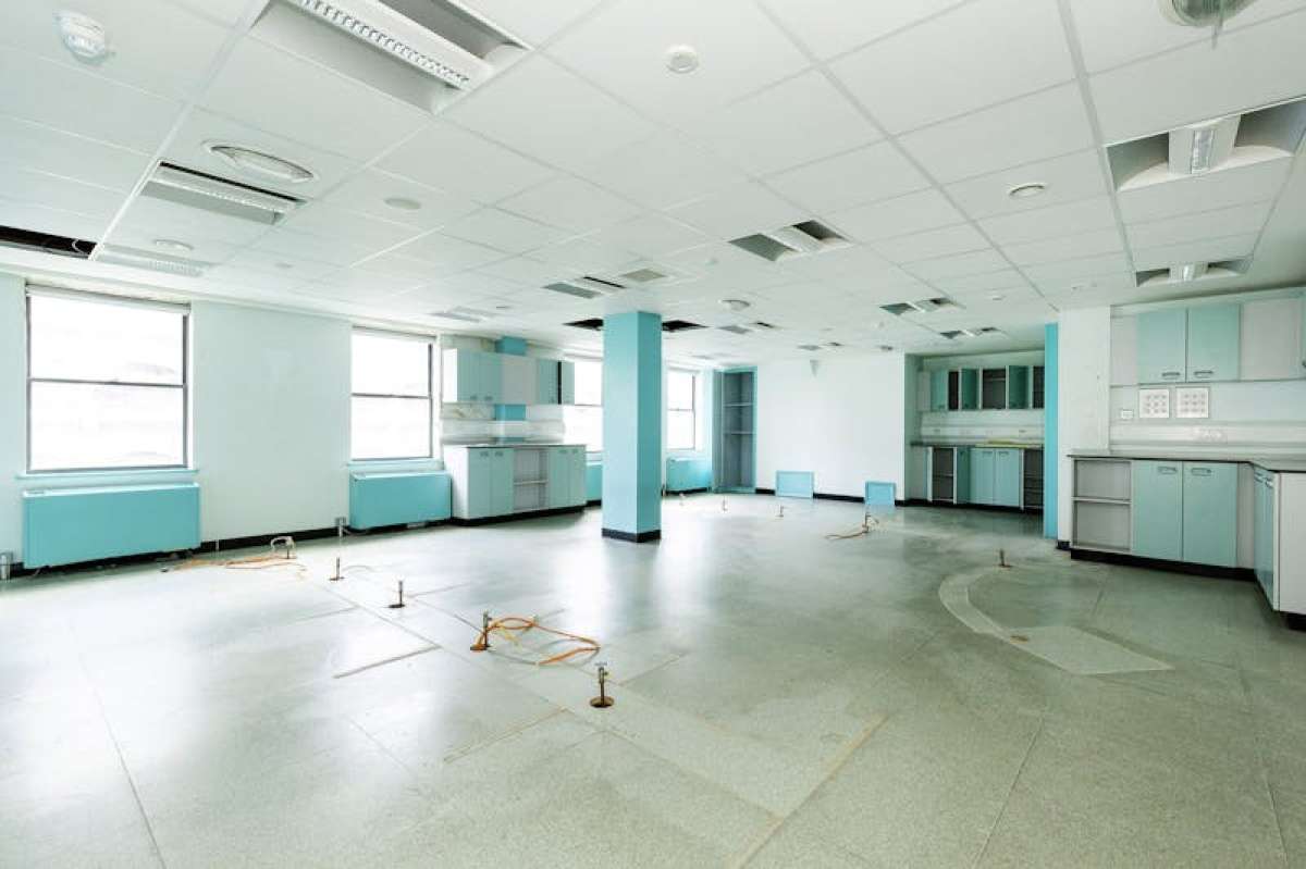 Office in London - photo 3