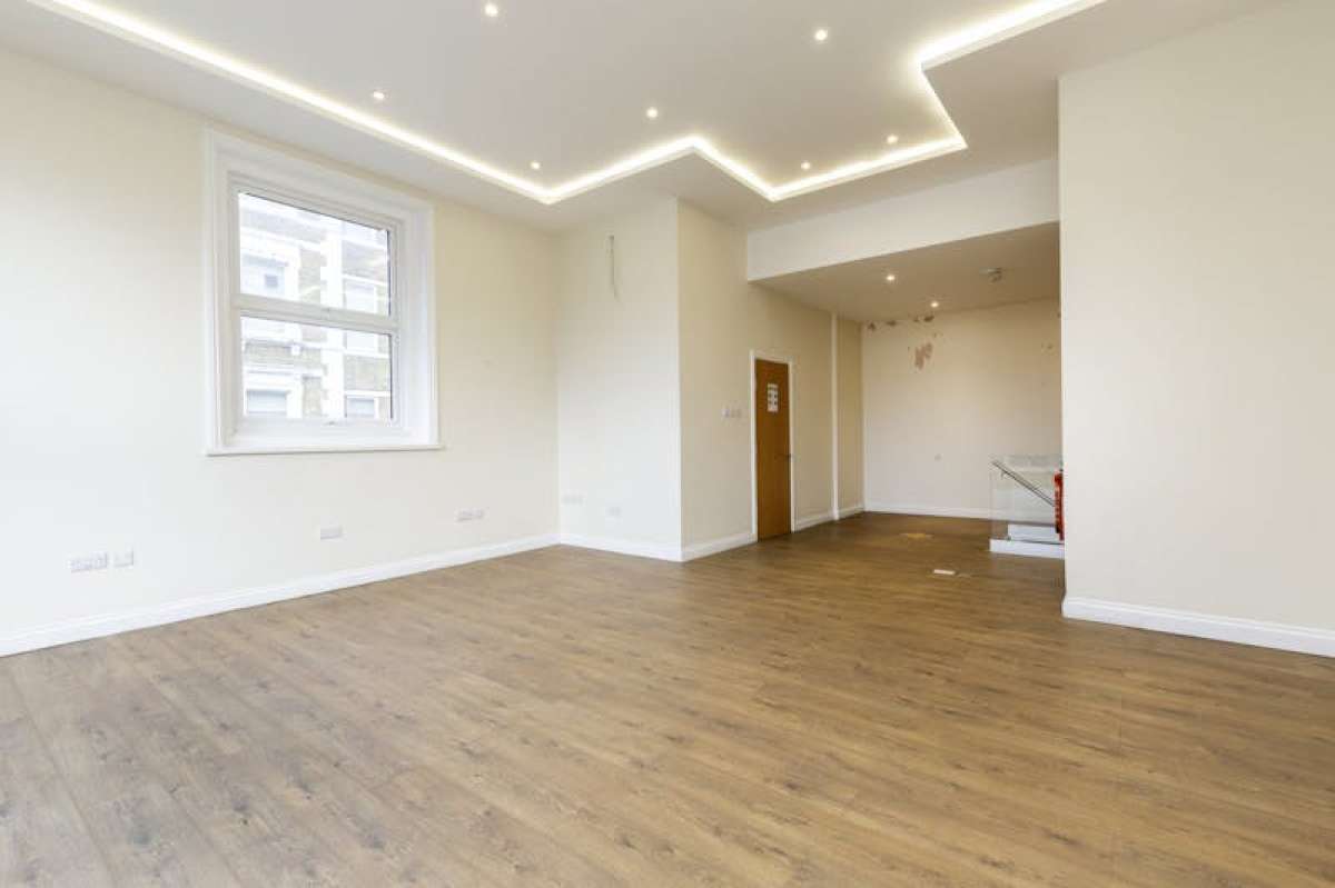 Office in London - photo 2