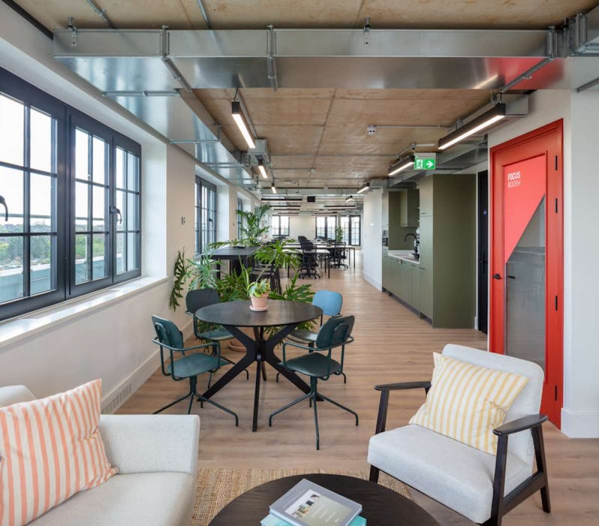 Office in London - photo 3