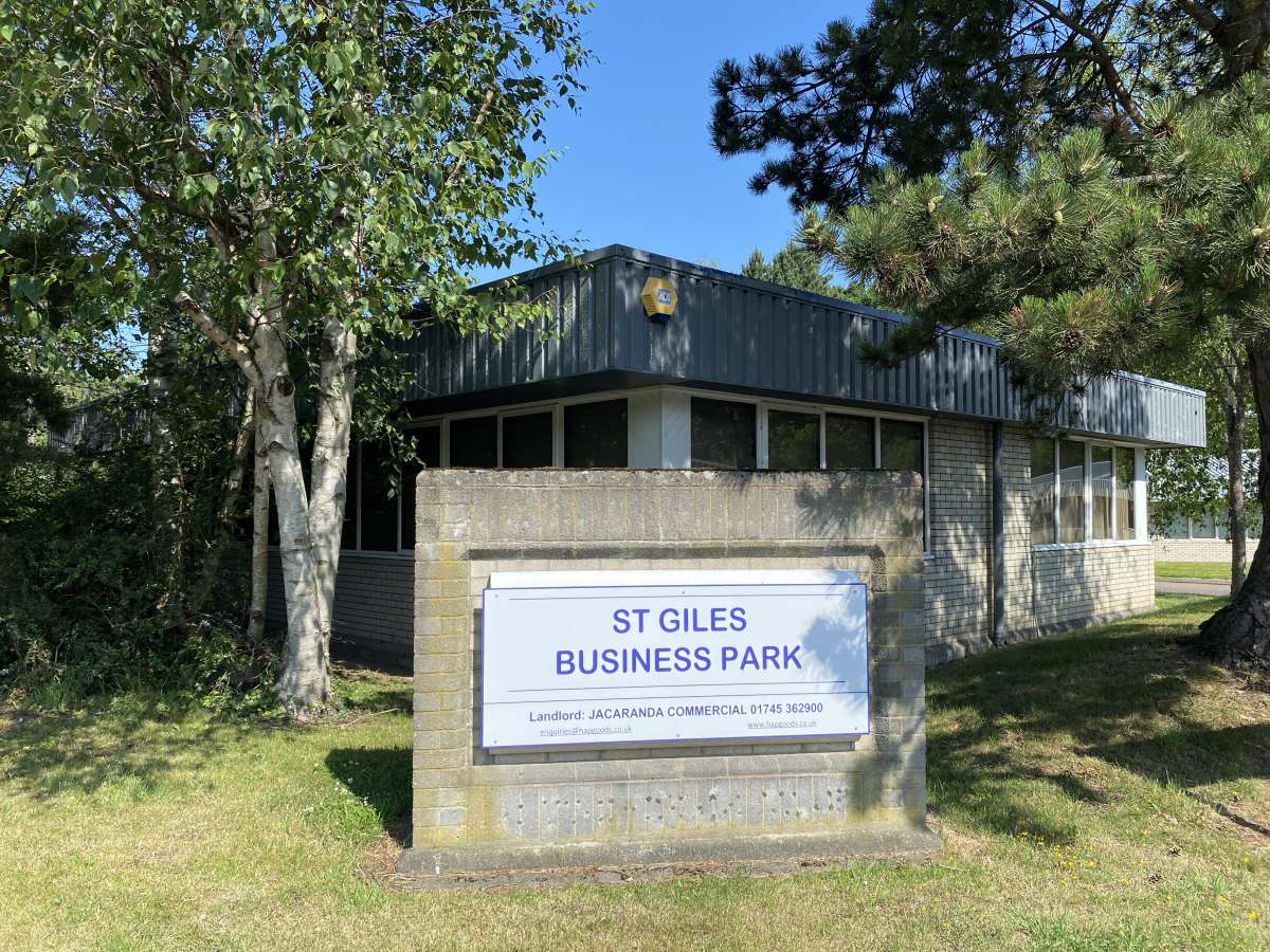 Office in Newtown - photo 3