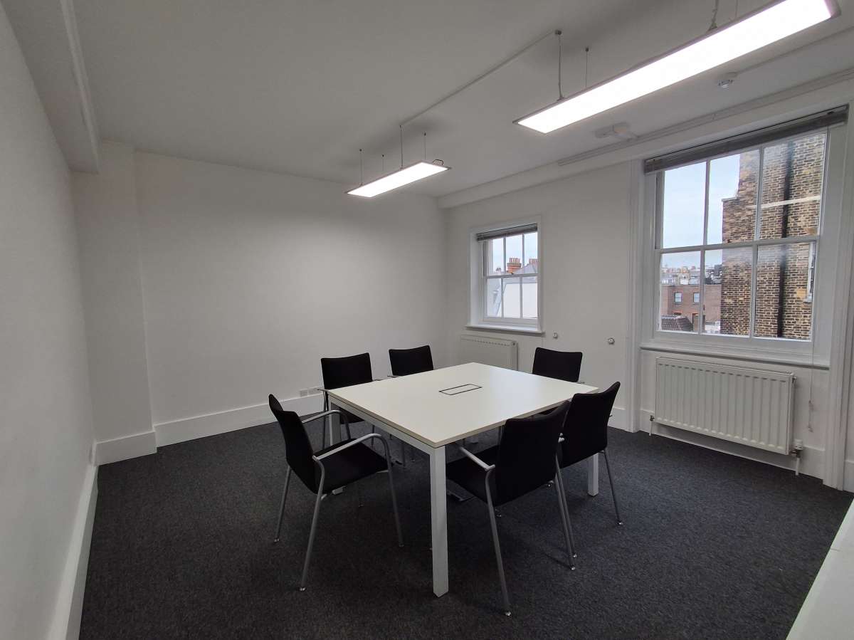 Office in London - photo 4