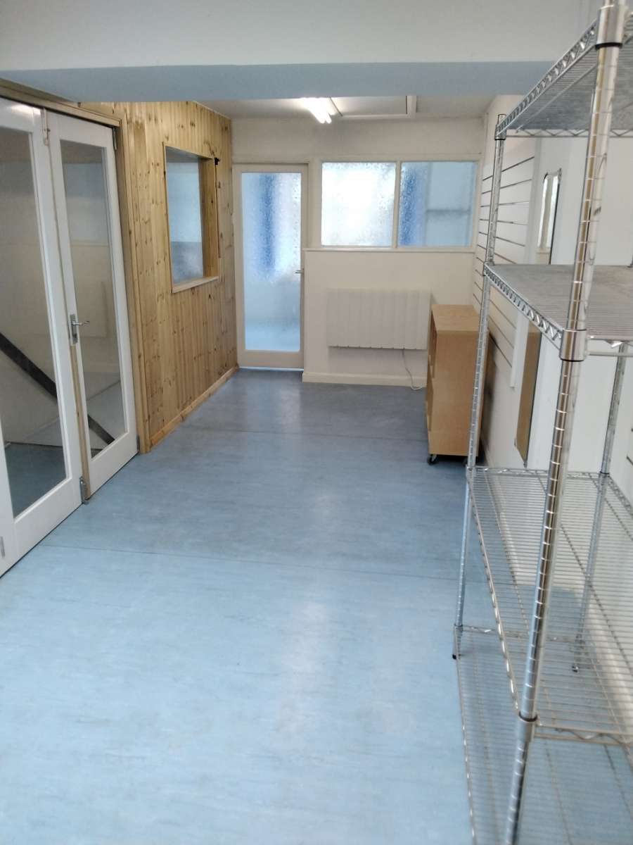 Office in Belper - photo 3