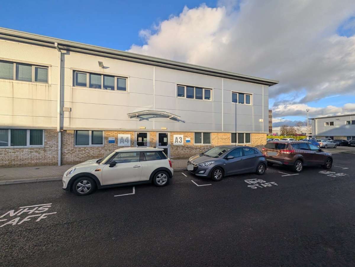 Office in Hampshire - photo 2