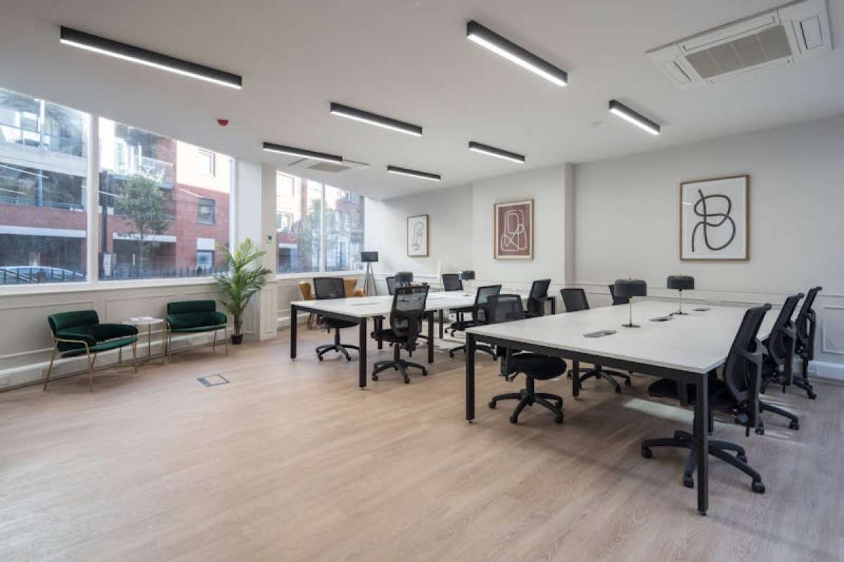 Office in London - photo 2