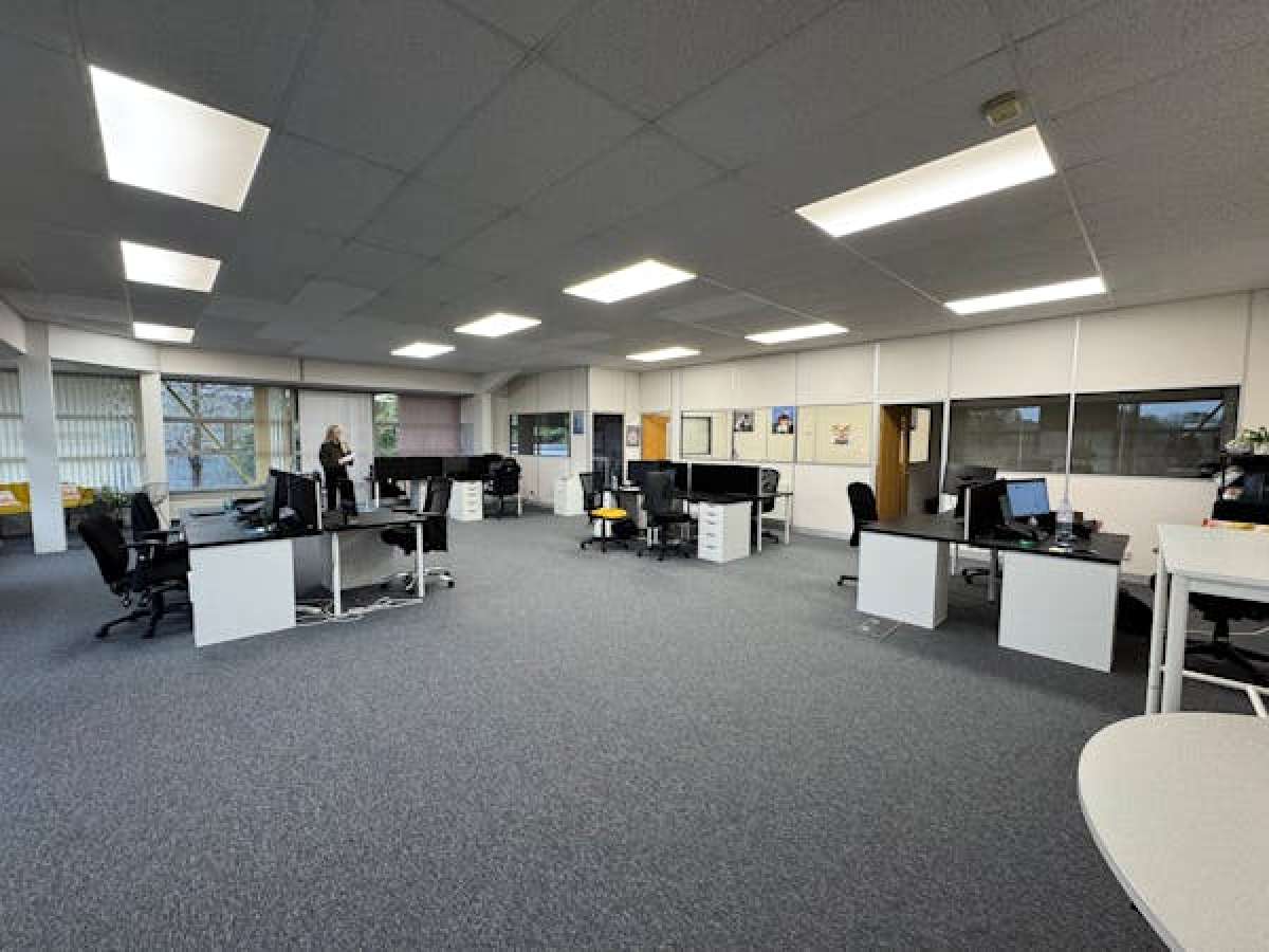 Office in Worcester - photo 4