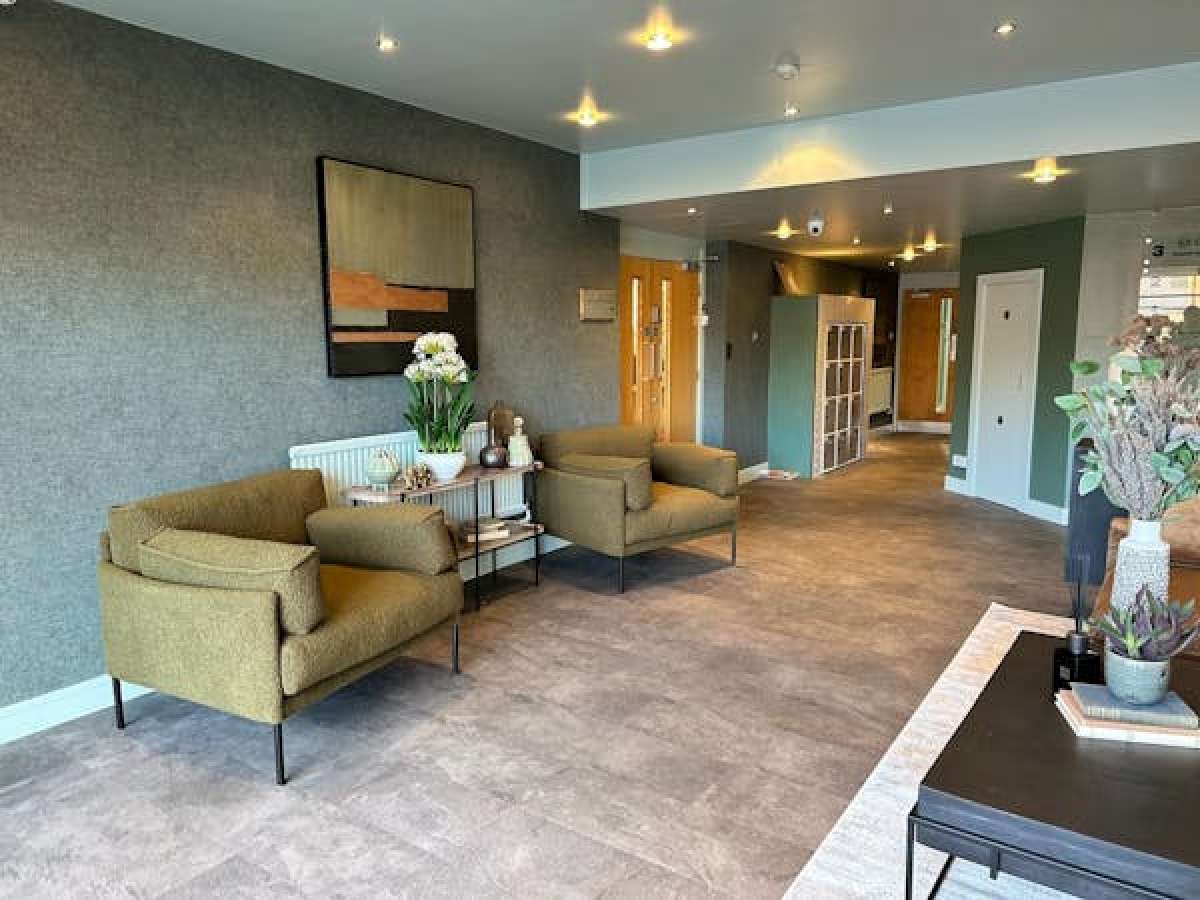 Office in Solihull - photo 3