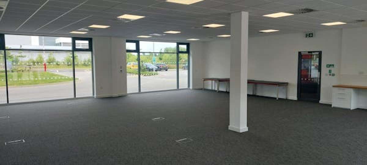 Office in Worcester - photo 3