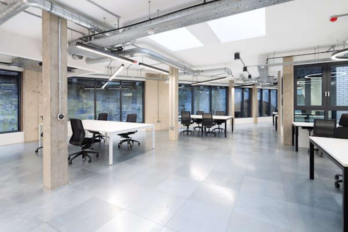Office in London - photo 4