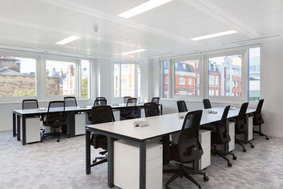 Office in London - photo 2