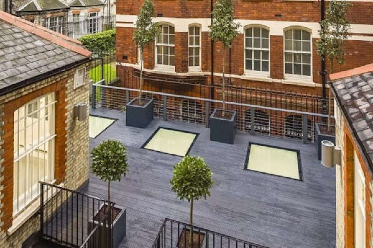 Office in London - photo 3