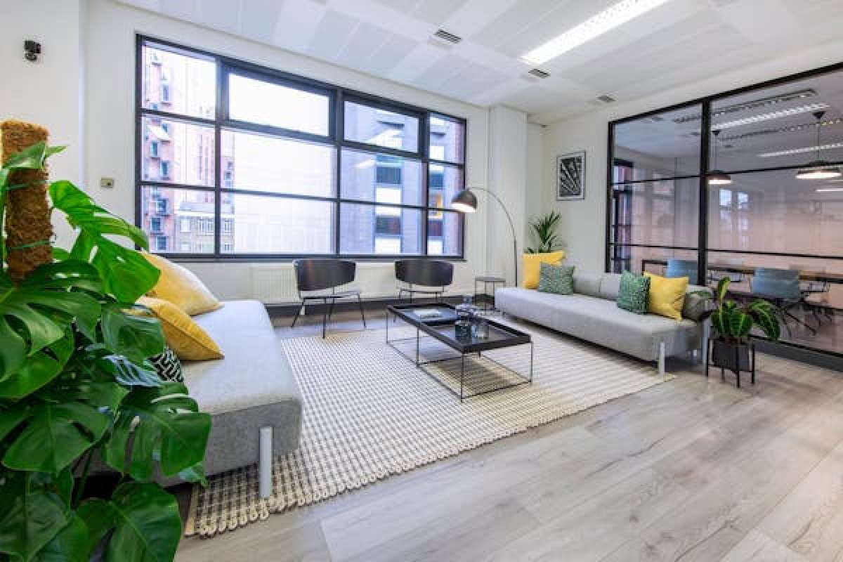 Office in London - photo 2