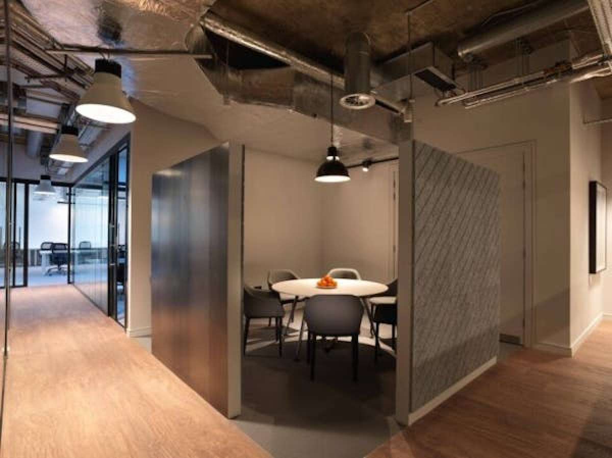 Office in London - photo 3