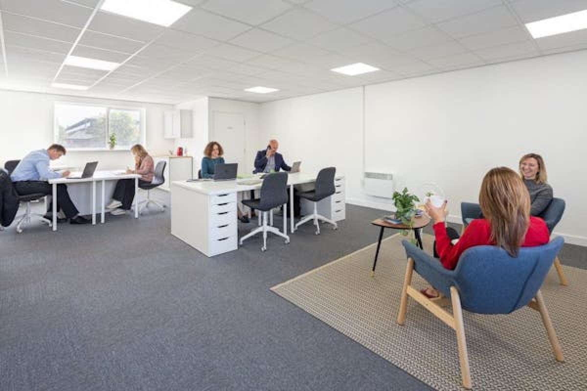 Office in Birkenhead - photo 4