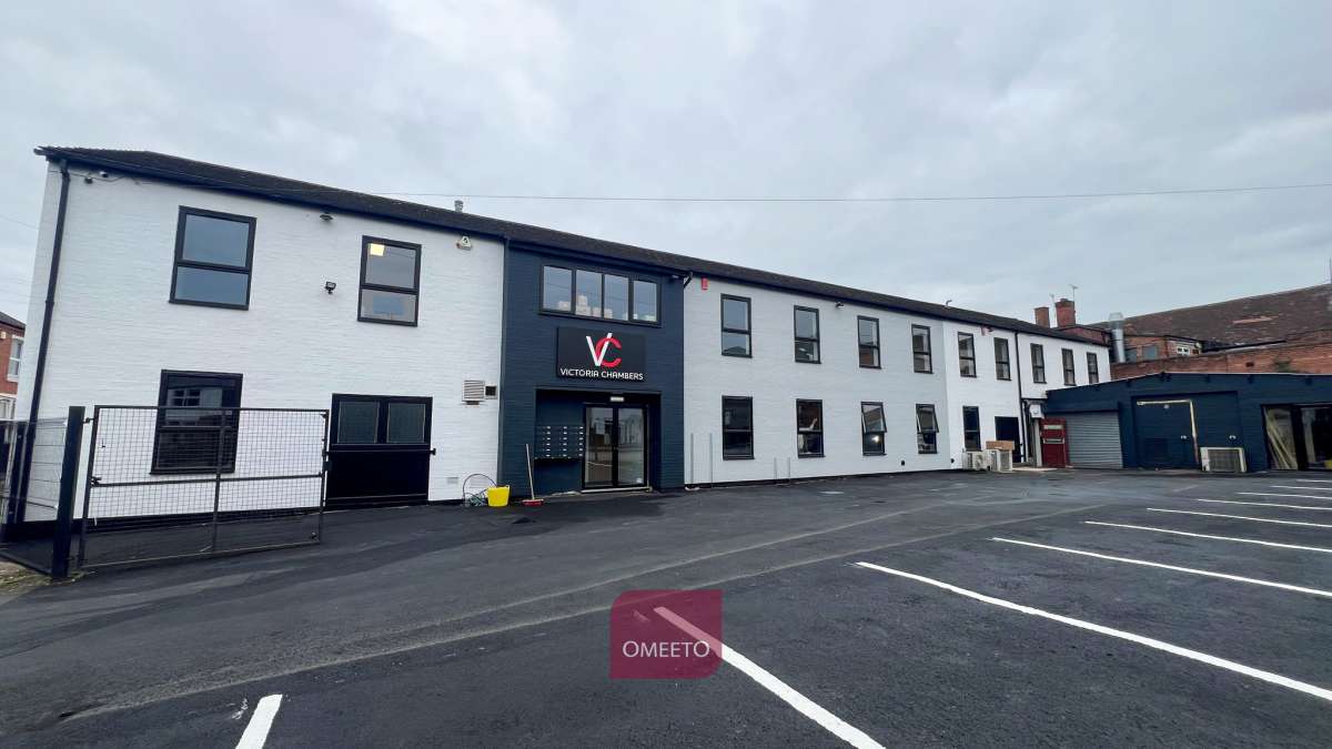 Office in Beeston - photo 2