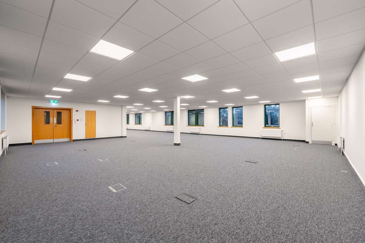 Office in Stirling - photo 2