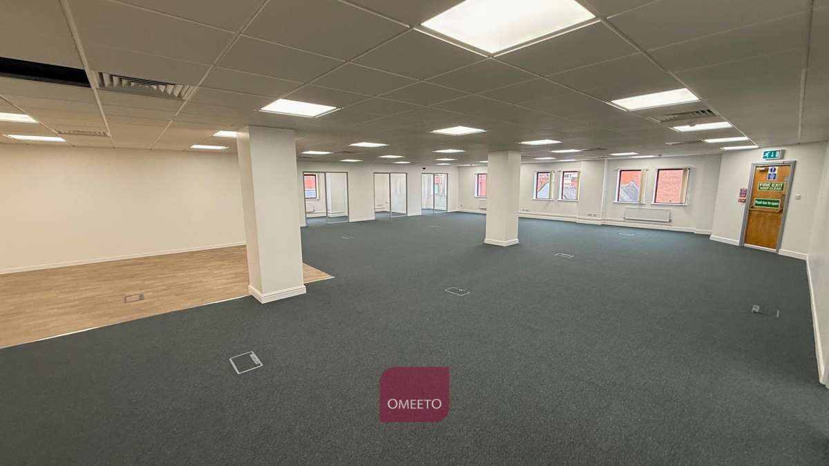 Office in Derby - photo 2