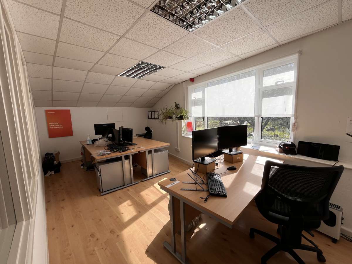 Office in Clyst St. Mary - photo 2