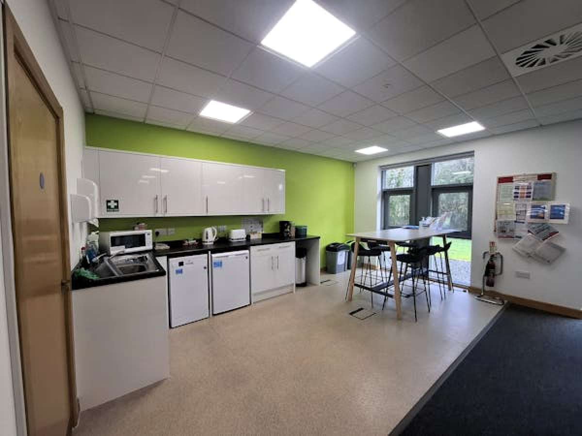 Office in Worcester - photo 4