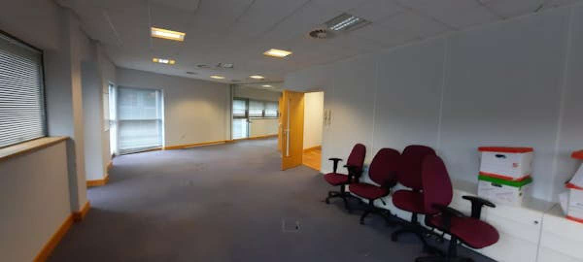 Office in Worcester - photo 3