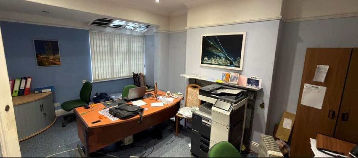 Office in Derby - photo 3