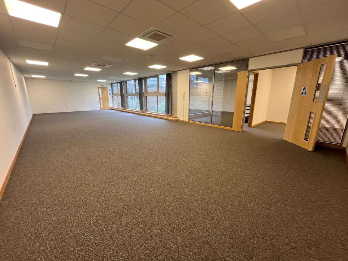 Office in Colchester - photo 4