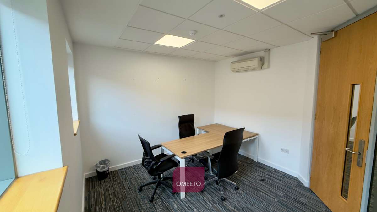 Office in Nottingham - photo 3