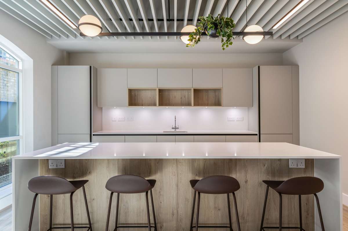 Office in Maidenhead - photo 4