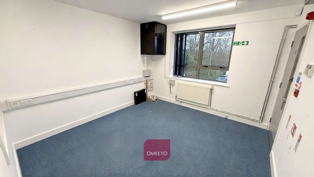 Office in Bulwell - photo 4
