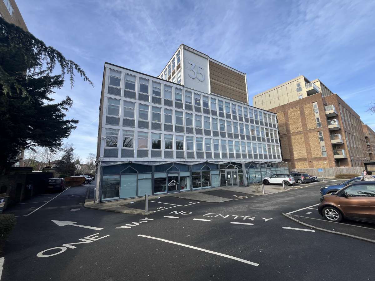 Office To Let, Haywards Heath