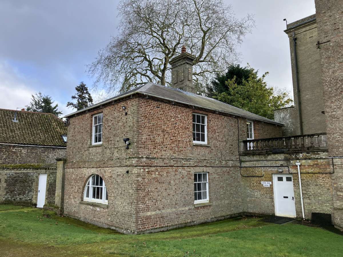 Office in Ryston - photo 3