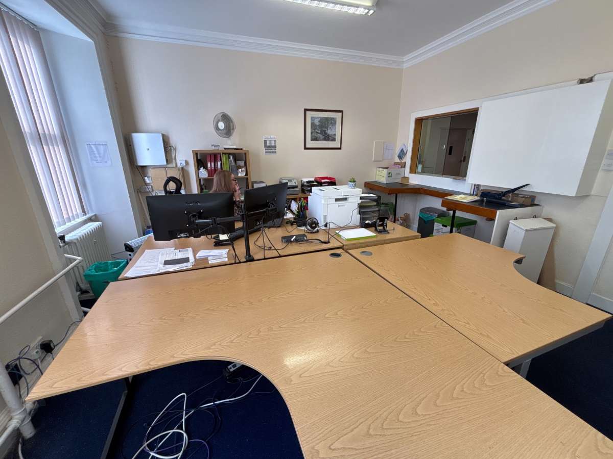 Office in Dundee - photo 4
