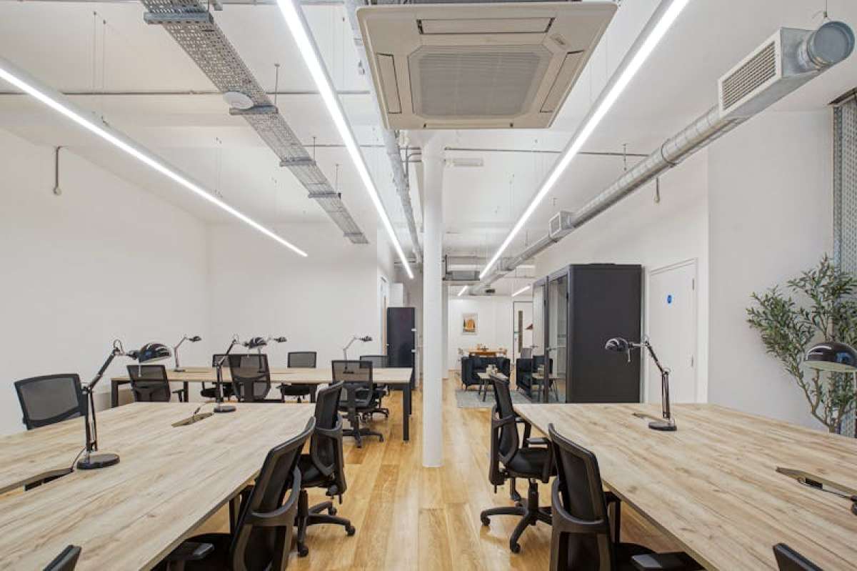 Office in London - photo 4