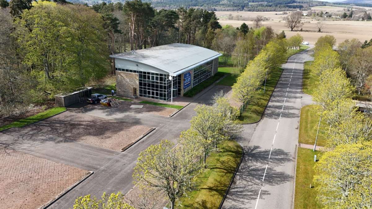 Office in Inverness - photo 3