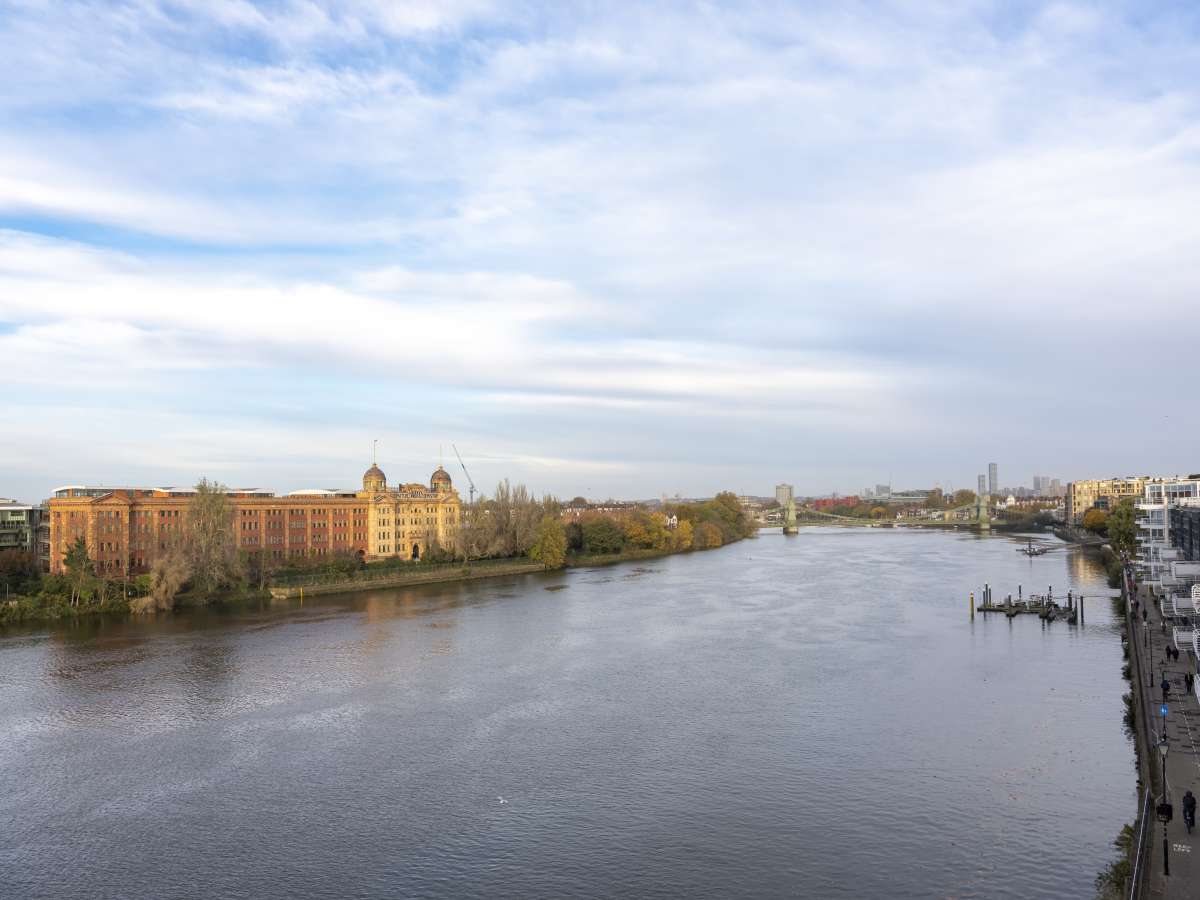 Office To Let, London