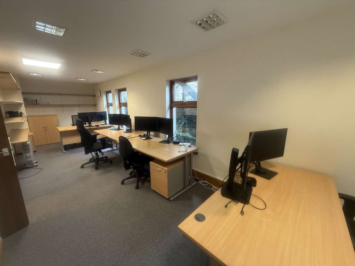 Office in Inverness - photo 2