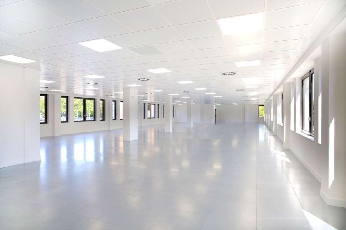 Office in Redhill - photo 2