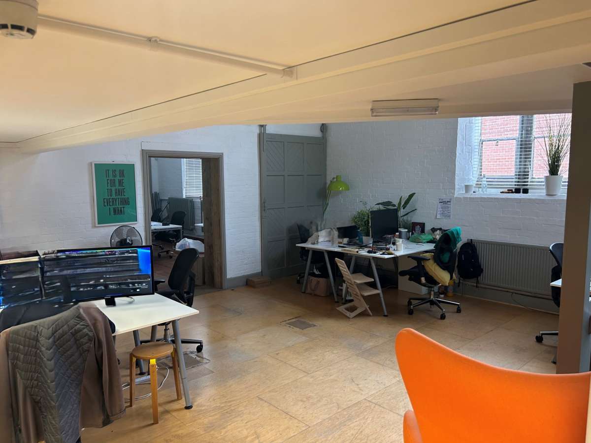 Office in Enderby - photo 3