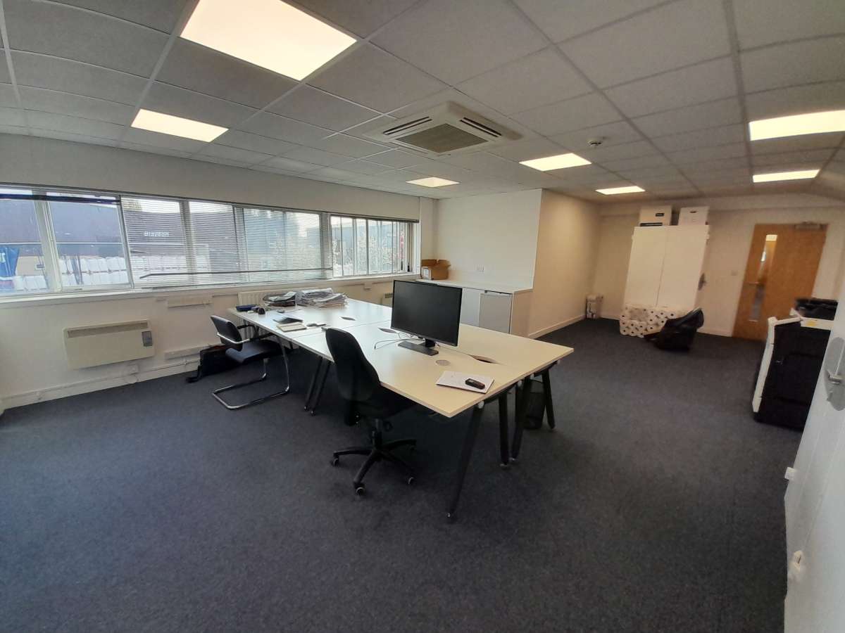 Office in Waterbeach - photo 4
