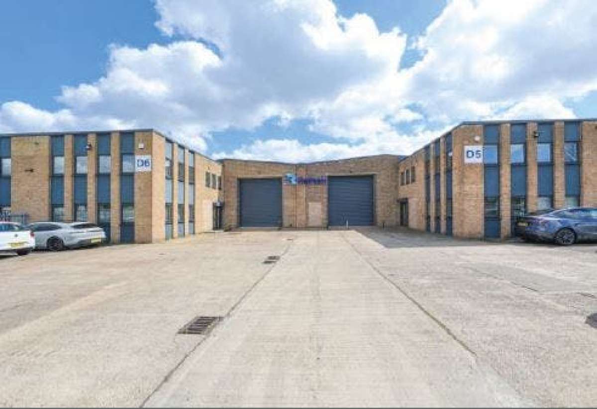 Office To Let, Grays