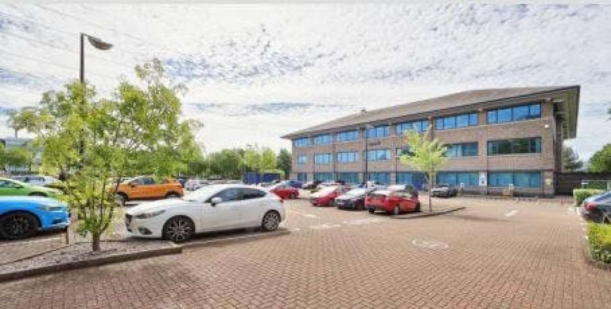 Office in Dartford - photo 4